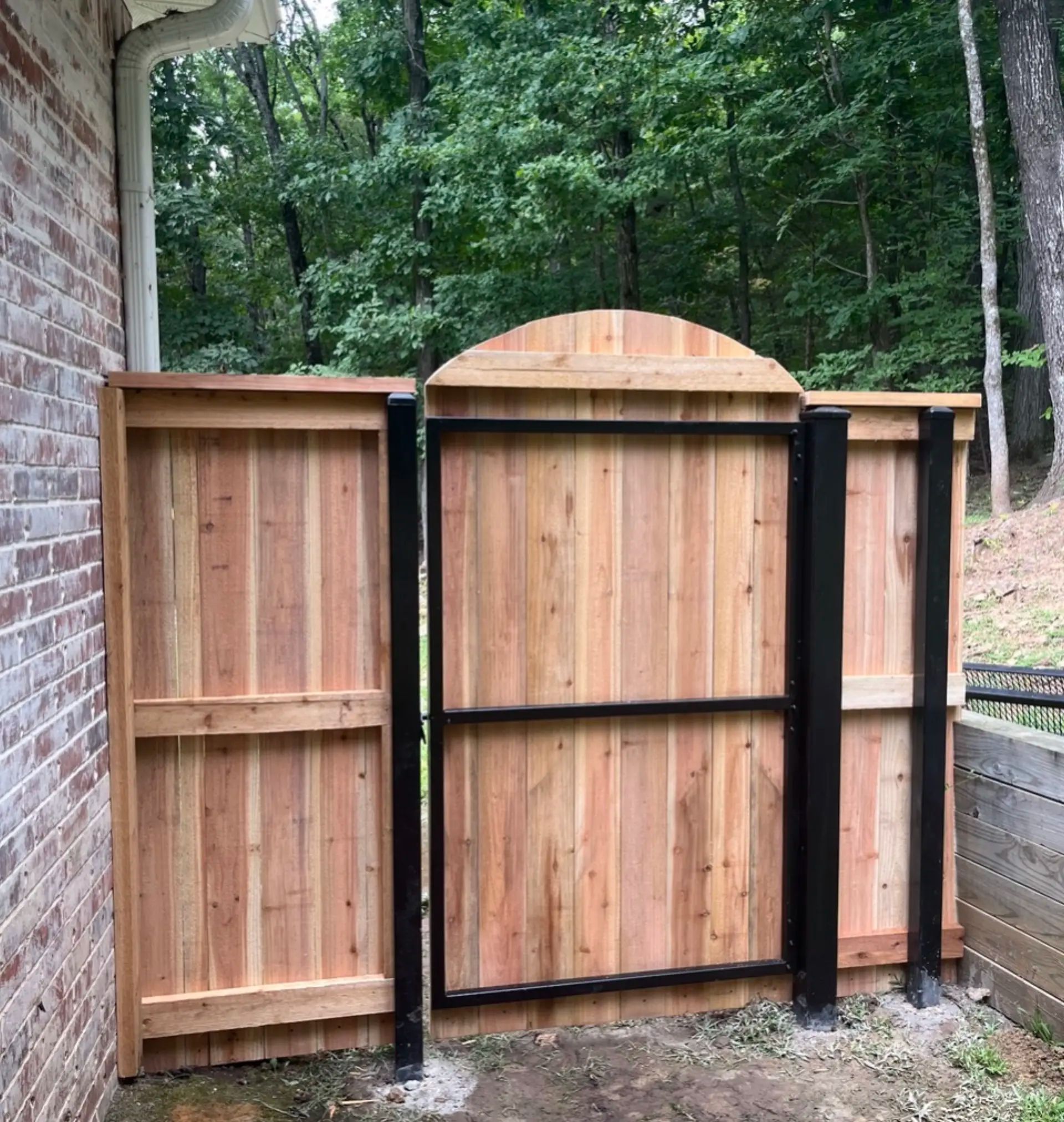 Gate photo